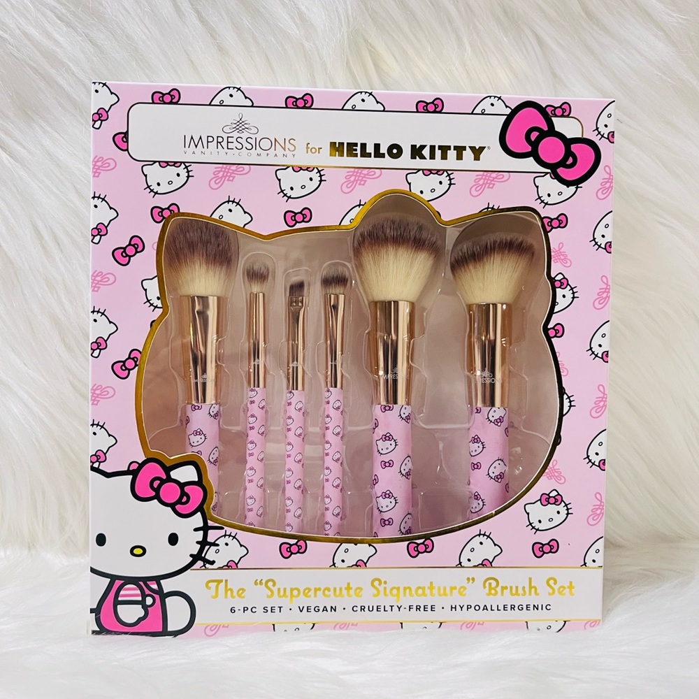 Hello Kitty Bundle - Picture 10 of 10